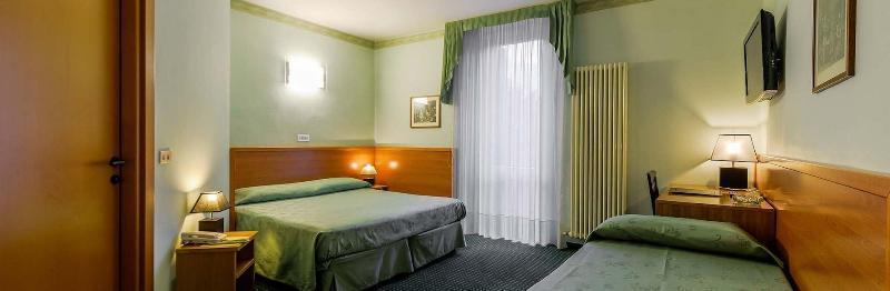 Hotel Don Abbondio Lecco Dış mekan fotoğraf